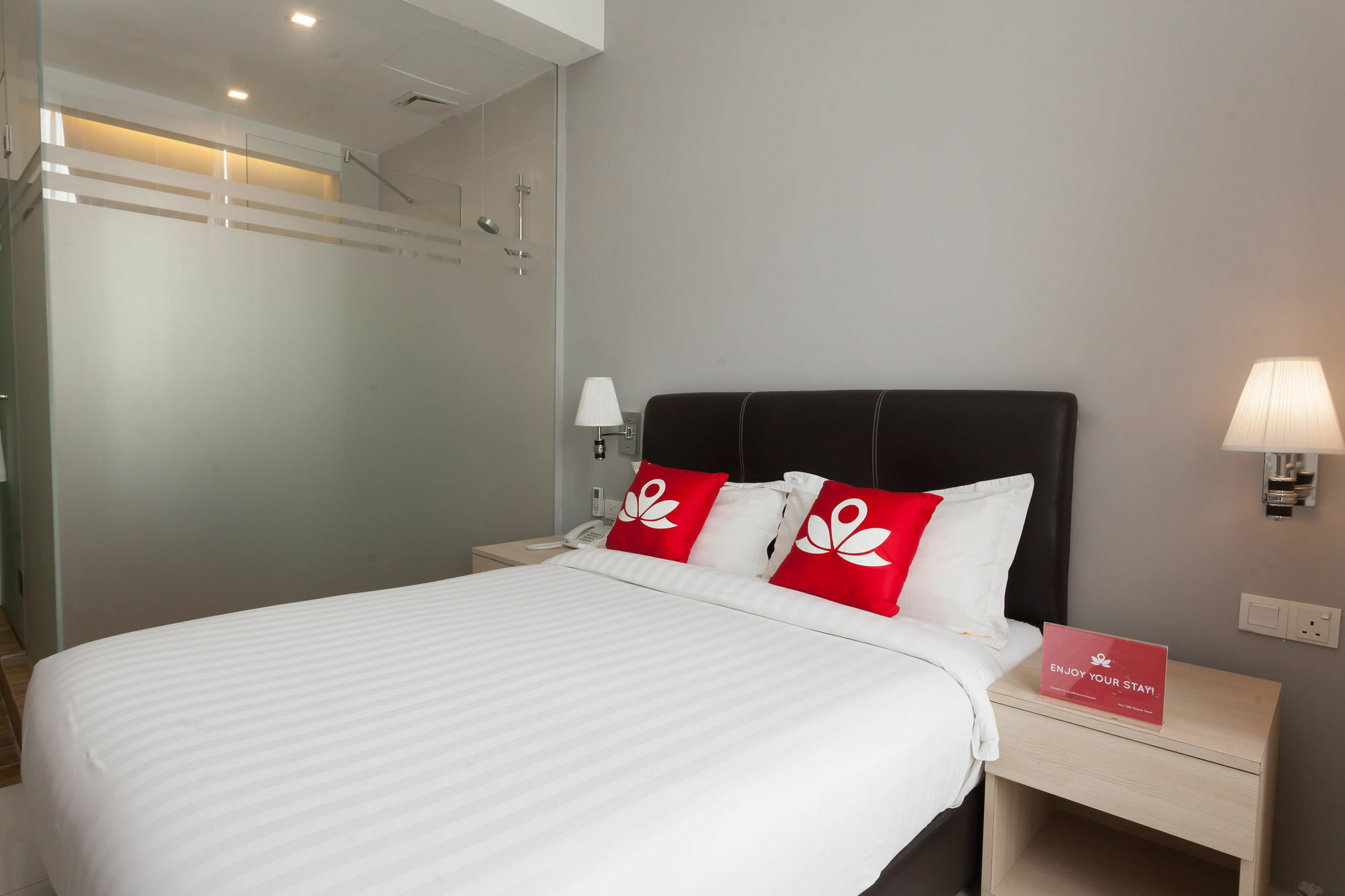 Zen Rooms Sungai Besi Куала Лумпур Екстериор снимка