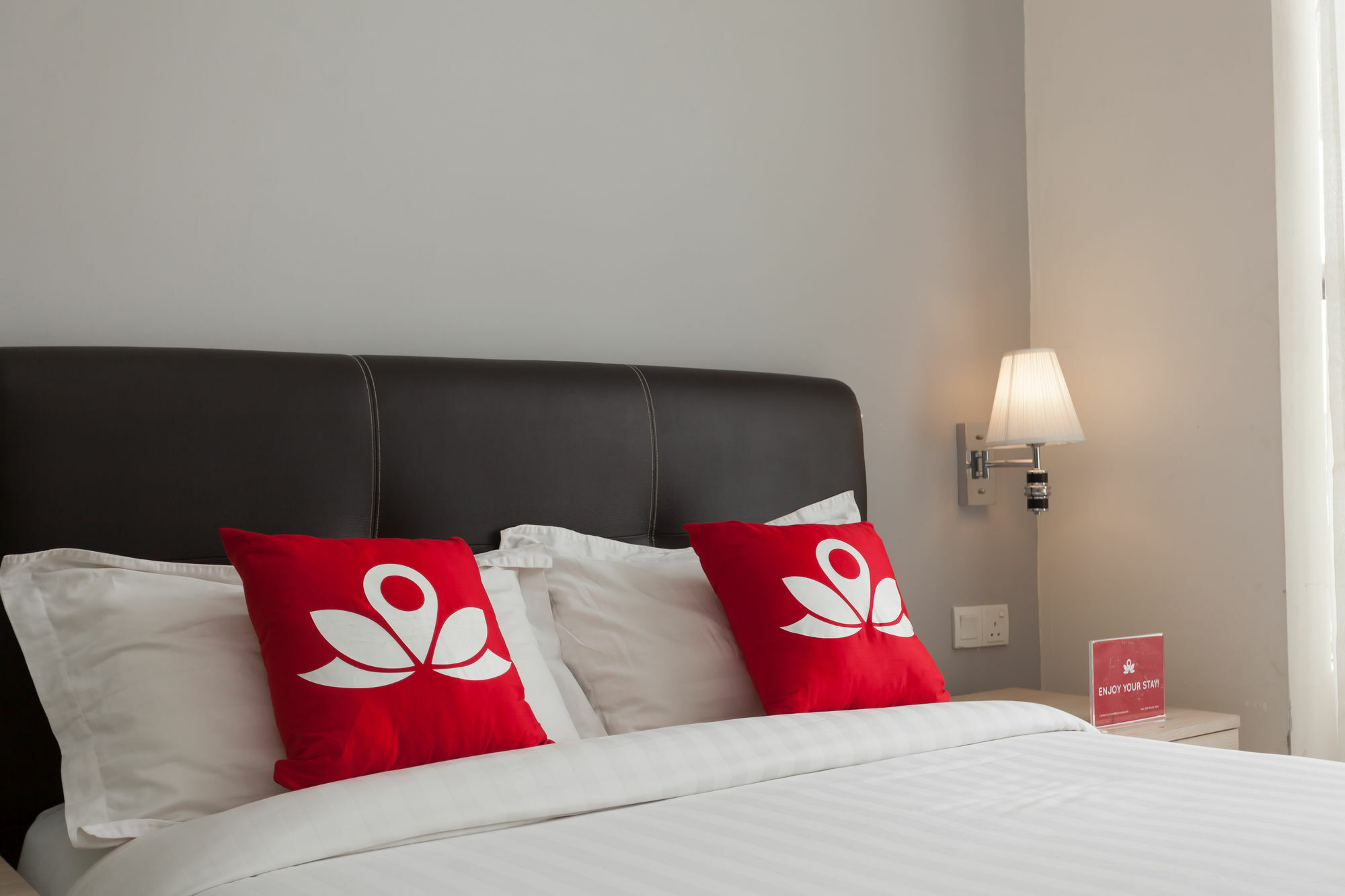 Zen Rooms Sungai Besi Куала Лумпур Екстериор снимка