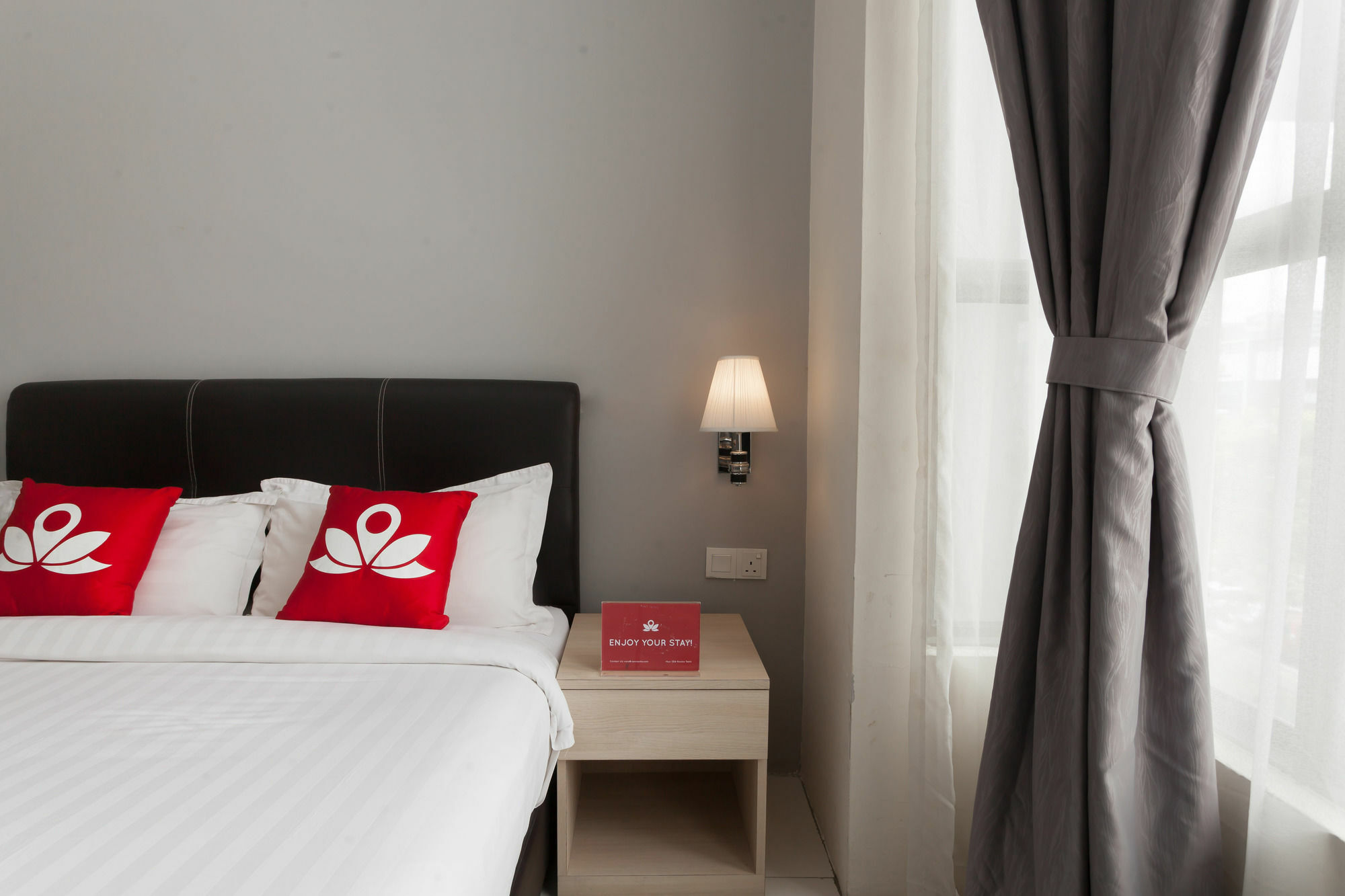 Zen Rooms Sungai Besi Куала Лумпур Екстериор снимка