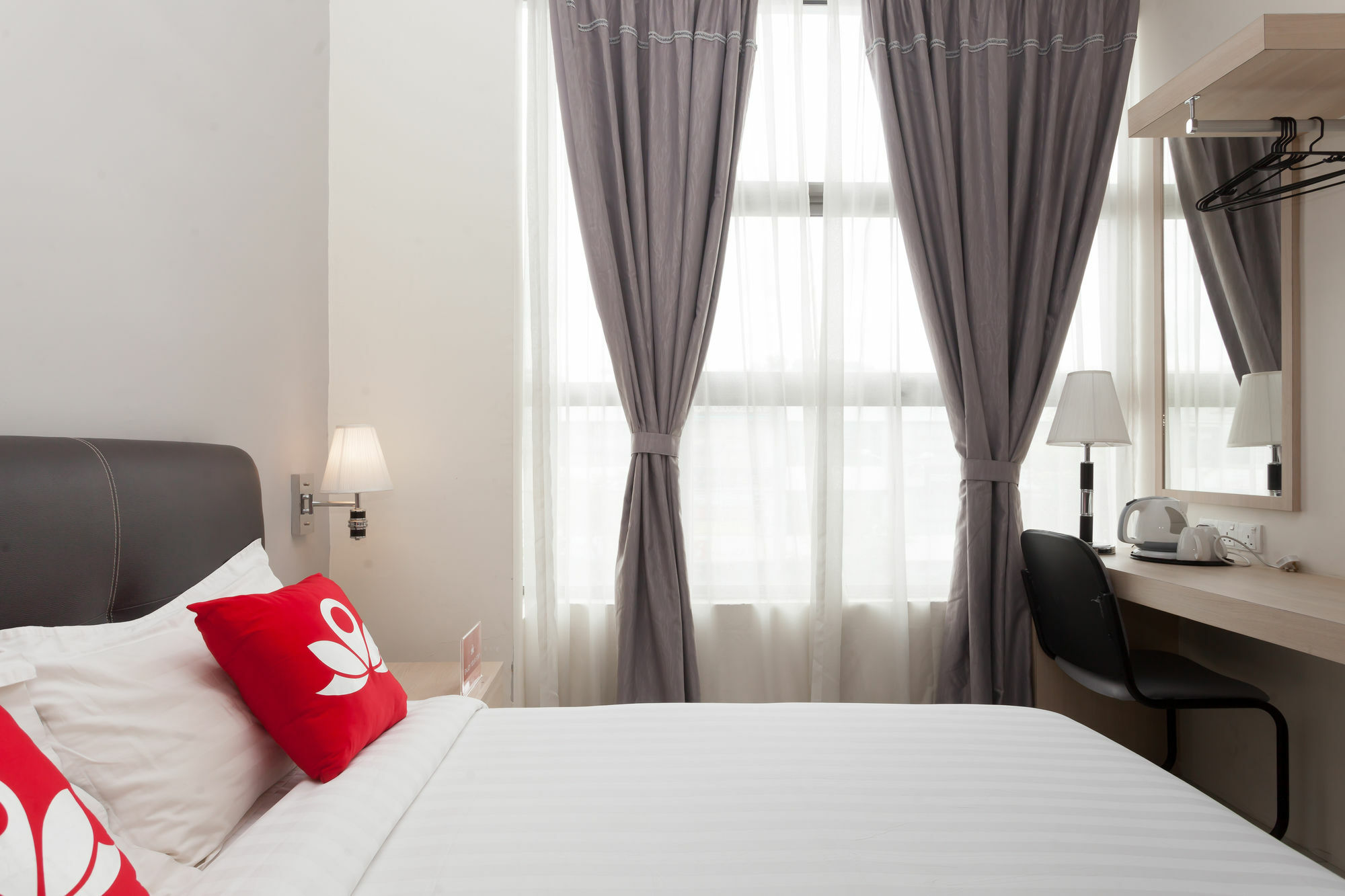 Zen Rooms Sungai Besi Куала Лумпур Екстериор снимка